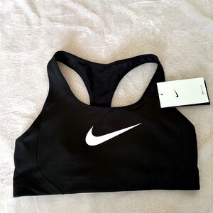 Women’s Nike Active top
